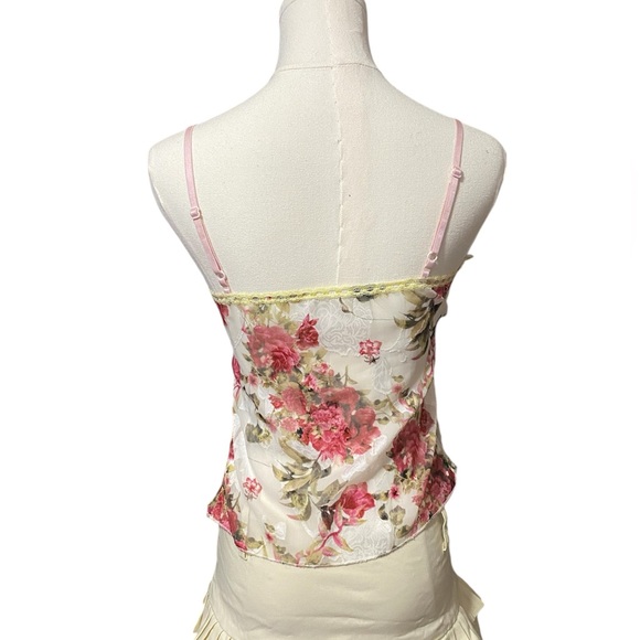floral mesh top - Picture 3 of 3